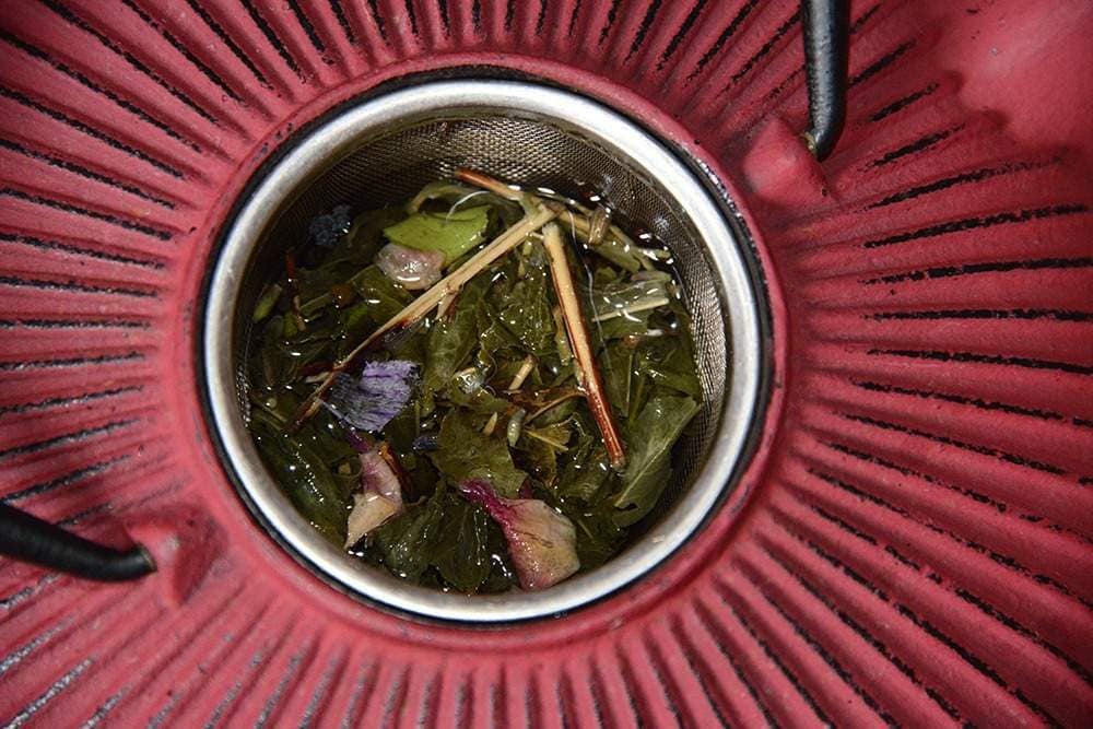 thé à la violette-Thé Vert Chut… C’est un secret : Litchi Violette Lavande